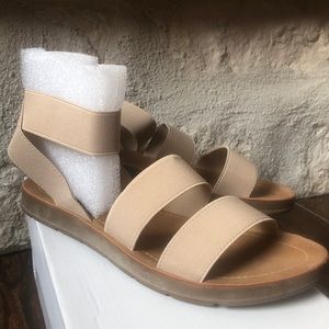Women sandals